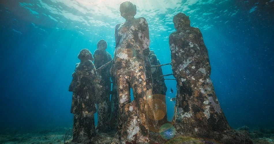 A Guide To Cancun’s Underwater Museum (MUSA)