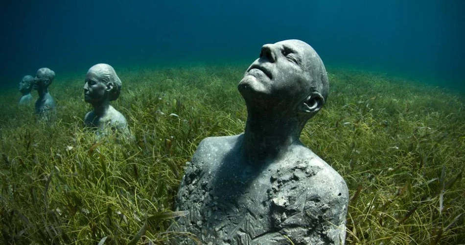 A Guide To Cancun’s Underwater Museum (MUSA)